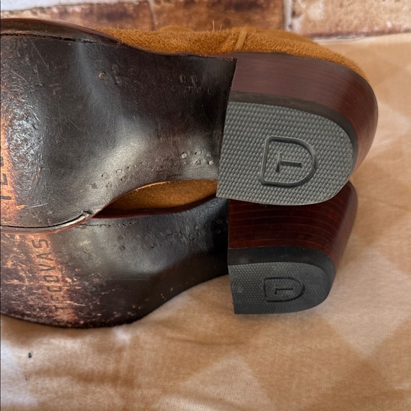 Tecovas The Daisy suede Booties 8.5 - Picture 8 of 9